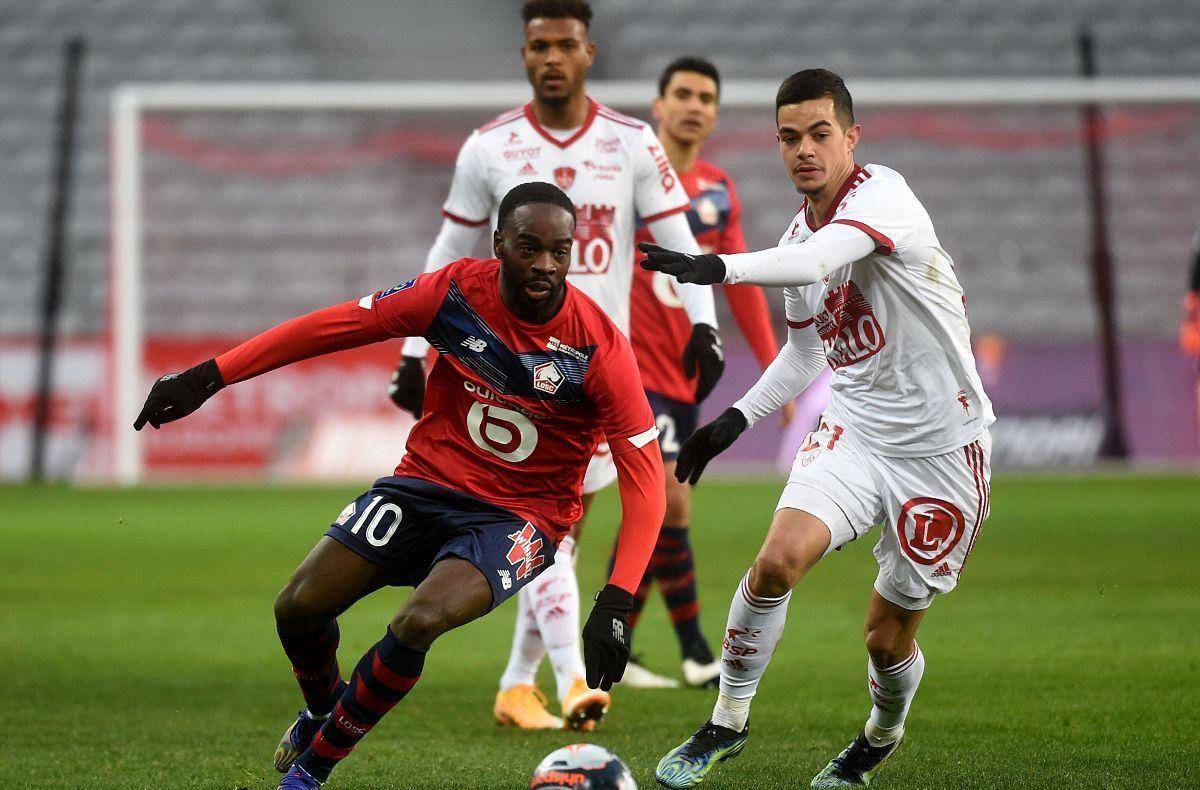 轻球员来说 轻球员来说